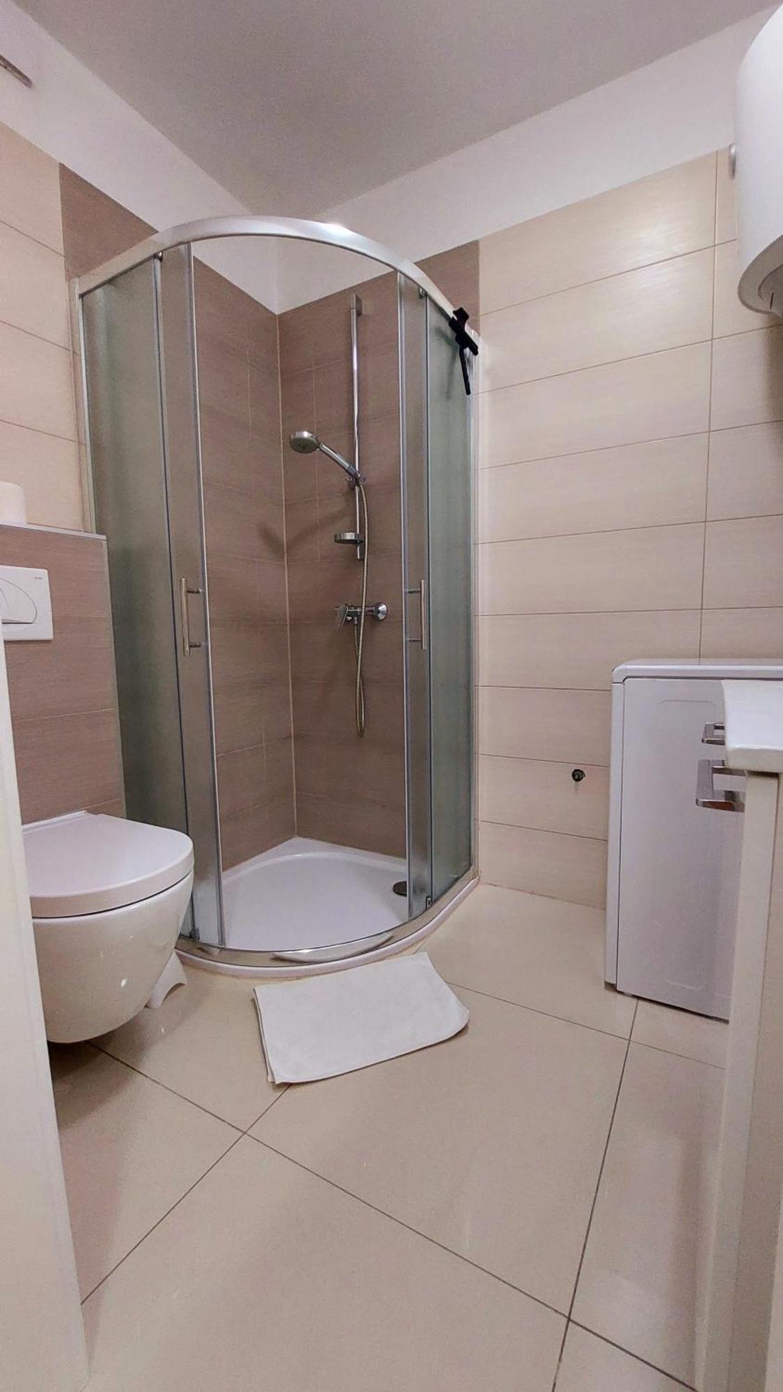 Apartment Roko Brodarica  Ngoại thất bức ảnh